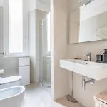 Luxury Via Morgagni 4 Pax Wi-fi Διαμέρισμα Μιλάνο