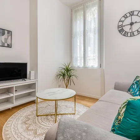 Luxury Via Morgagni 4 Pax Wi-fi Μιλάνο